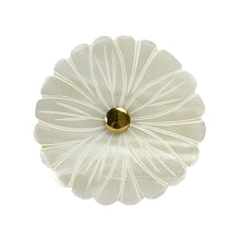 Load image into Gallery viewer, Knob Daisy Mother of Pearl
