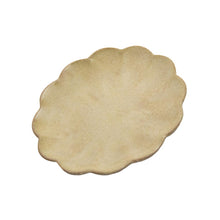 Load image into Gallery viewer, Plate Flower Beige