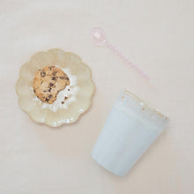 Load image into Gallery viewer, Plate Flower Beige and Glass Coffee Spoons Tara Rose Set
