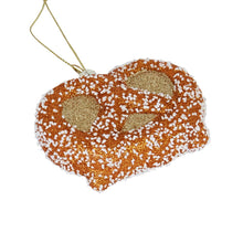 Load image into Gallery viewer, Christmas Ornament Pretzel Side View
